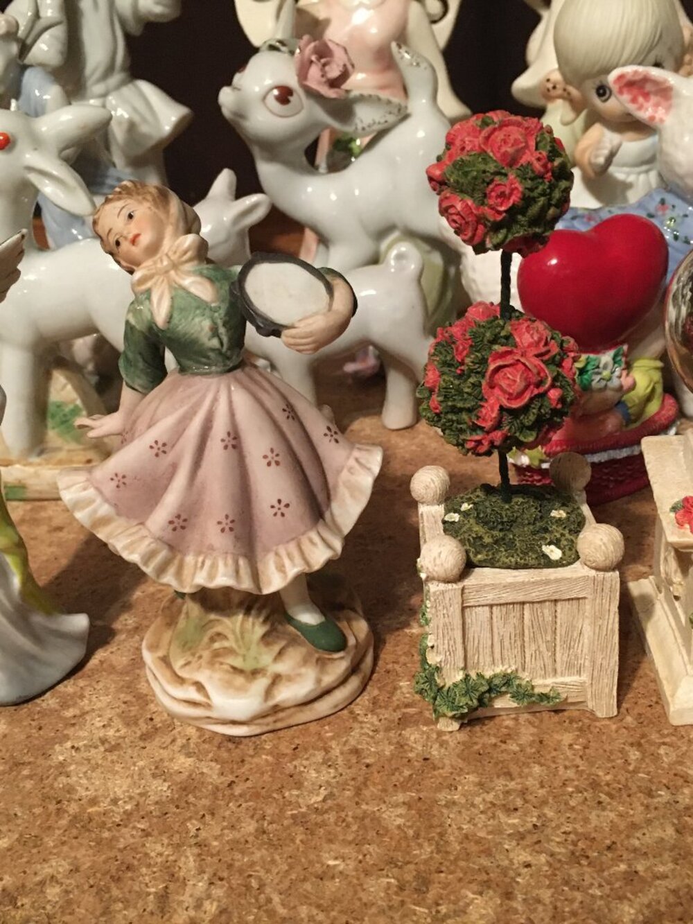 LOT OF 35 FIGURINES ENESCO ANGELS ANIMALS DEER BEAR KIDS PIGS FLOWERS SHEEP LAMB - Picture 6 of 14